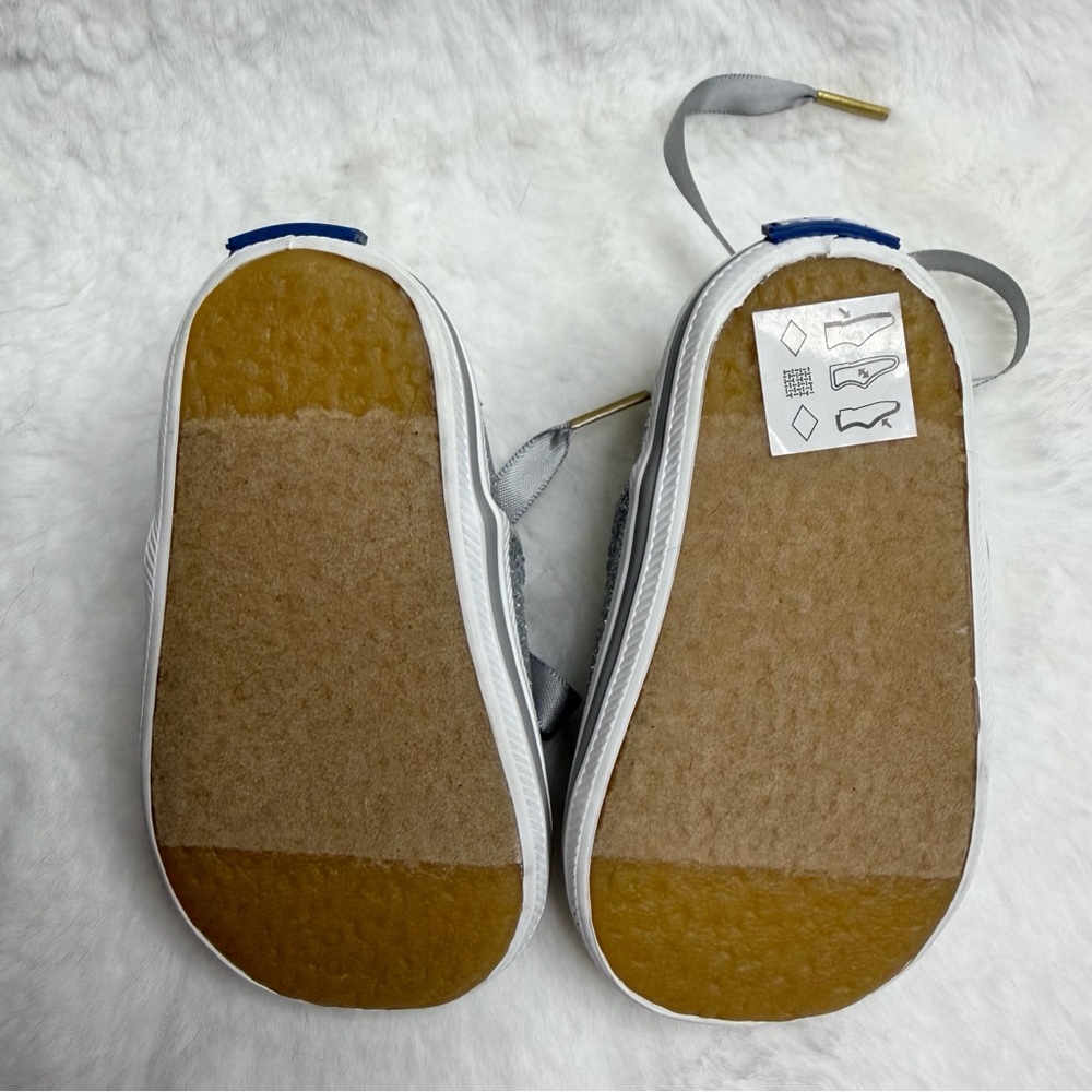 Keds X Kate Spade Baby Girls Champion Silver Glitter Shoes - Picture 4 of 6